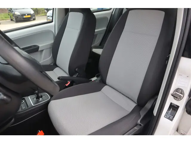 SEAT Mii 1.0 Style 2012 Benzine 4