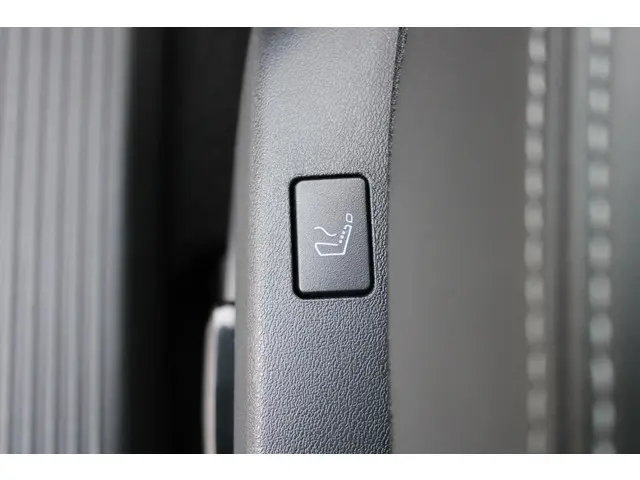 Nissan QASHQAI 1.3 MHEV Xtronic Tekna + 2025 Benzine 10