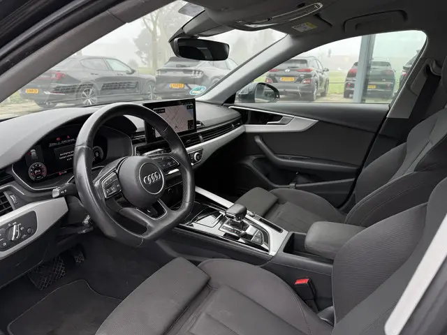 Audi A4 Avant 35 TFSI Aut. Business Sport 2021 Benzine 10