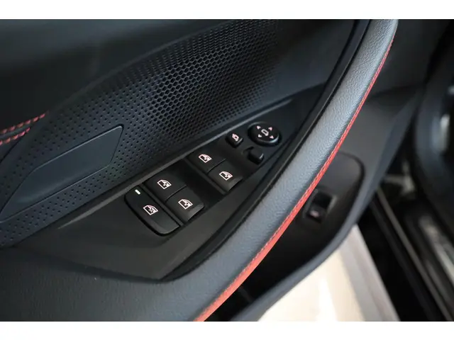 BMW 4 Serie Gran Coupé 420i 2025 Benzine 24