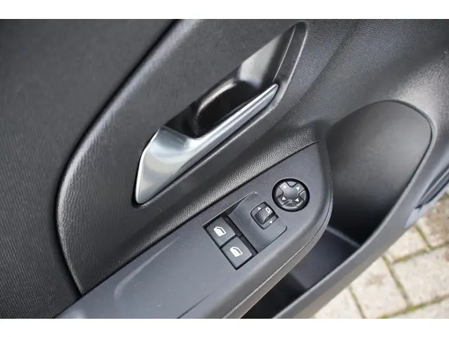 Opel Corsa 1.2 Edition 2022 Benzine 15