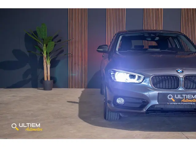 BMW 1 Serie 118i 2016 Benzine 18