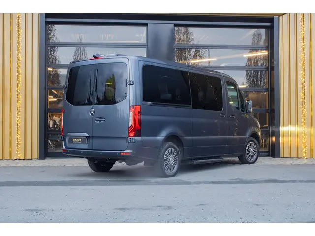 Mercedes-Benz Sprinter 319 VIP 6 persons 2022 Diesel 37