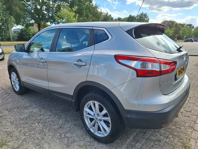 Nissan QASHQAI 1.2 Acenta 2014 Benzine 3