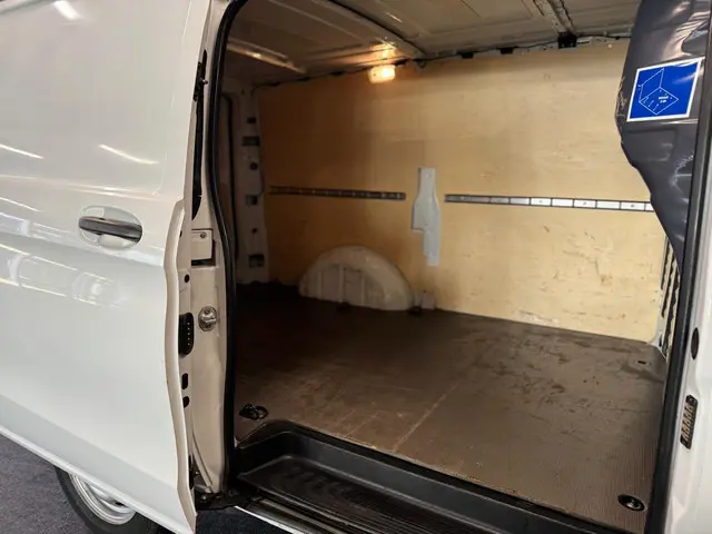 Mercedes-Benz Vito 110 CDI Lang / 3pers 2020 Diesel 17