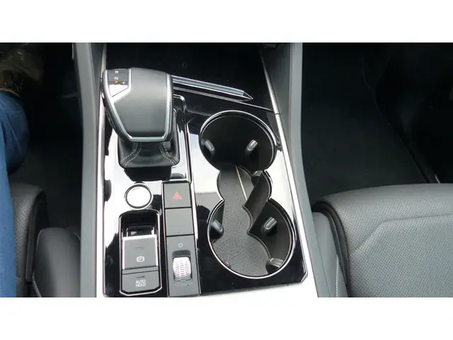 Volkswagen Touareg 3.0 TSi 4MOTION R 2020 Hybride Benzine 4