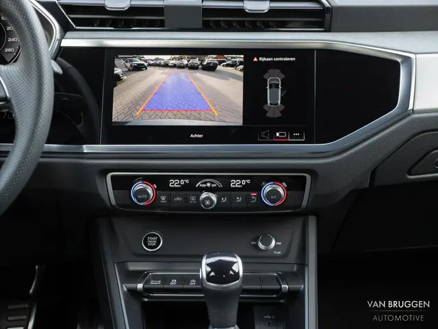 Audi Q3 Sportback 35 TFSI S-Line 2023 Benzine 28