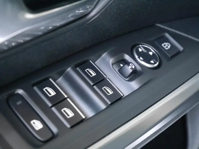 Peugeot 3008 1.2 Hybrid 136 GT 2024 Hybride Benzine 16