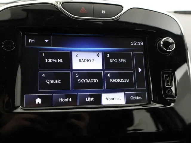 Renault Clio 0.9 TCe 5-DEURS + NAVIGATIE | LMV 2013 Benzine 9