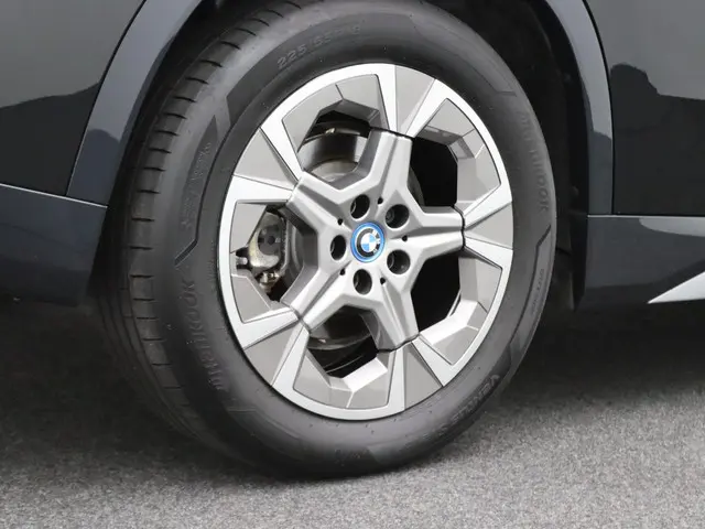 BMW iX1 xDrive30 2023 Elektrisch 19