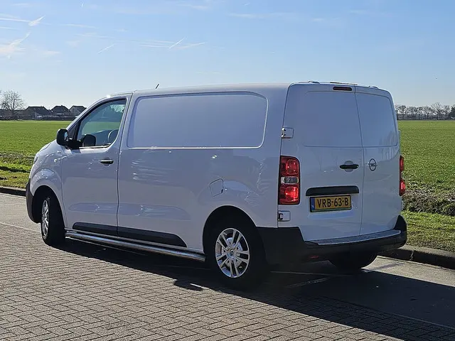 Opel Vivaro 1.5 2022 Diesel 6