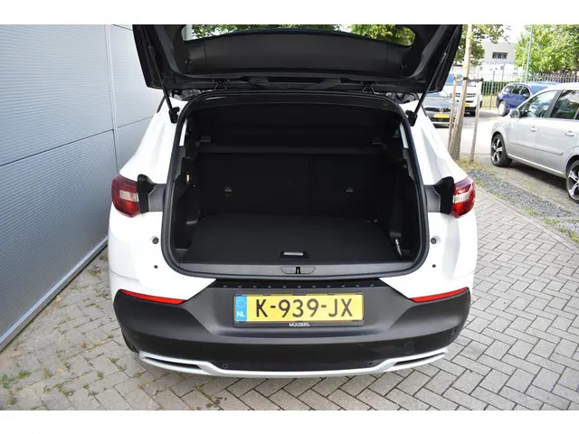 Opel Grandland X 1.2 Turbo Elegance 2021 Benzine 10