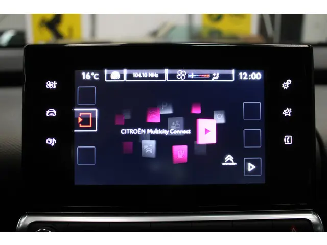 Citroën C4 Cactus 1.2 e-VTi Feel Automaat 2015 Benzine 20