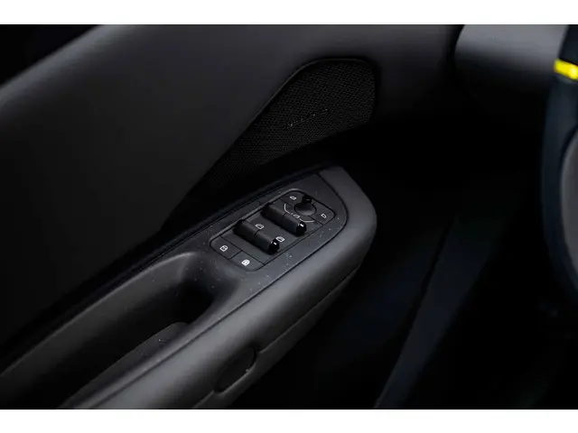 Lynk & Co 02 More 66 KW 2026 Elektrisch 26