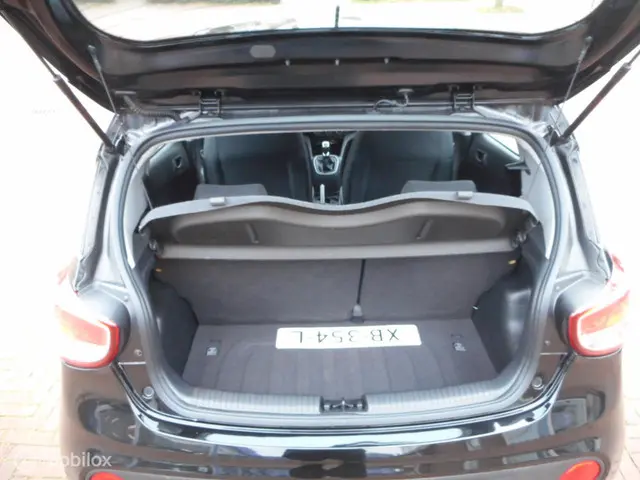 Hyundai i10 1.0i Comfort 5p. TREKHAAK 2019 Benzine 8