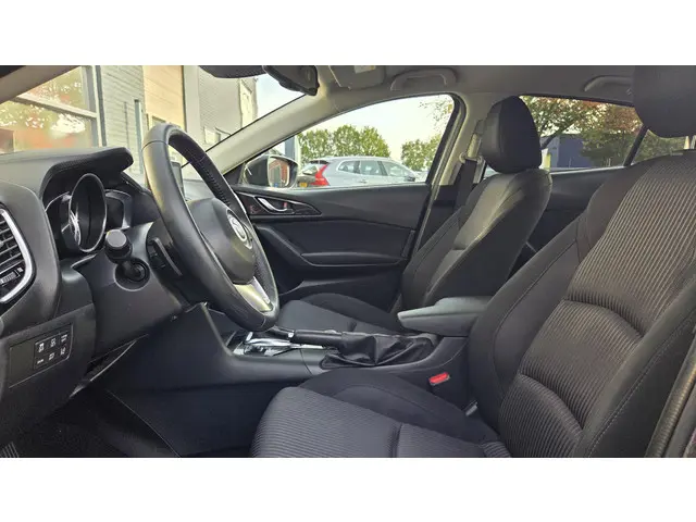 Mazda 3 2.0 SkyActiv-G 120 Sports-Line 2015 Benzine 13