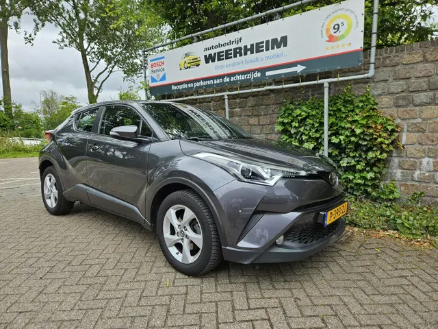 Toyota C-HR 1.2 Active 2018 Benzine 6