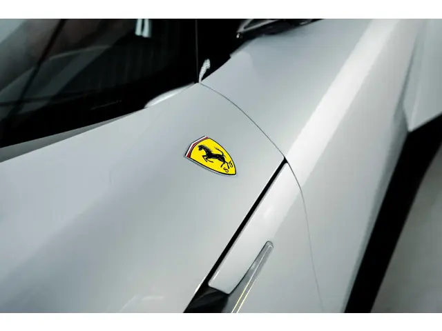 Ferrari 12Cilindri V12 2025 Benzine 18