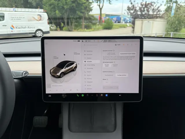 Tesla Model Y Long Range AWD Dual 2024 Elektrisch 25