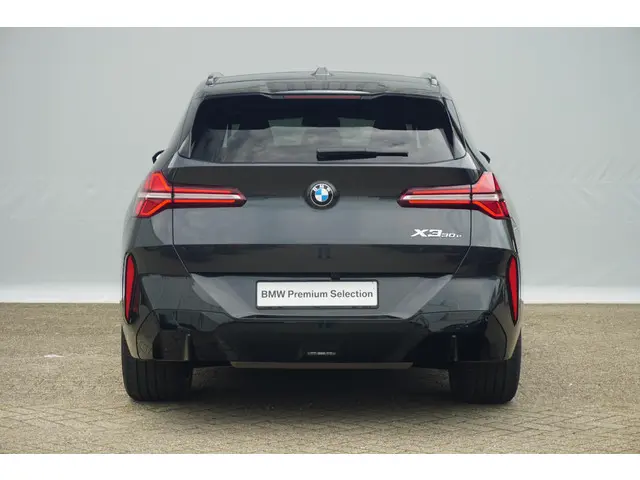 BMW X3 xDrive30e 2025 Hybride Benzine 6