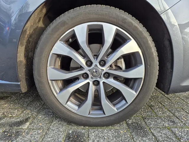 Renault Mégane Estate 1.3 TCe 140 Techno 2023 Benzine 26