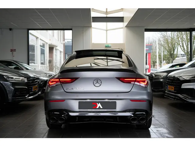 Mercedes-Benz CLA 250 e MAGNO AMG 2022 Hybride Benzine 6