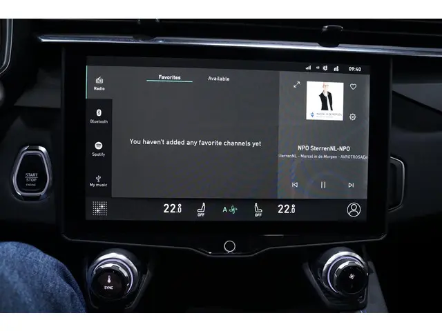 Lynk & Co 01 1.5 2023 Hybride Benzine 33