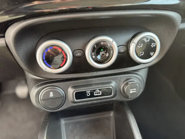 Fiat 500L 0.9 TwinAir CityCross 2019 Benzine 39