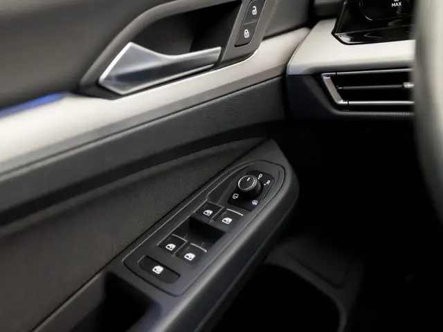 Volkswagen Golf 1.0 TSI Sport 2021 Benzine 27