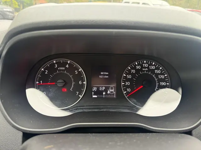 Dacia Duster 1.3 TCe 150PK EDC Journey 2024 Benzine 17