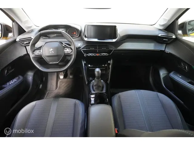 Peugeot 208 1.2 PureTech Allure Pack 2022 Benzine 16