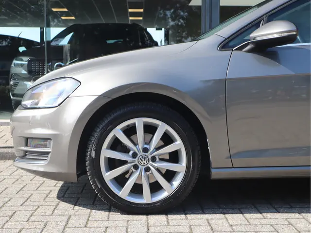 Volkswagen Golf Variant Highline 1.2 TSI 2016 Benzine 22