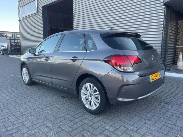 Citroën C4 1.2 PureTech Feel Collection 2015 Benzine 6