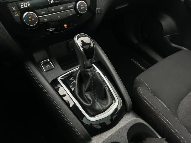 Nissan QASHQAI 1.2 N-Connecta 2018 Benzine 15