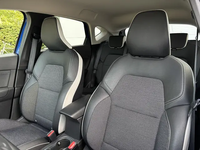 Renault Captur 1.0 TCe 90 techno 2023 Benzine 7