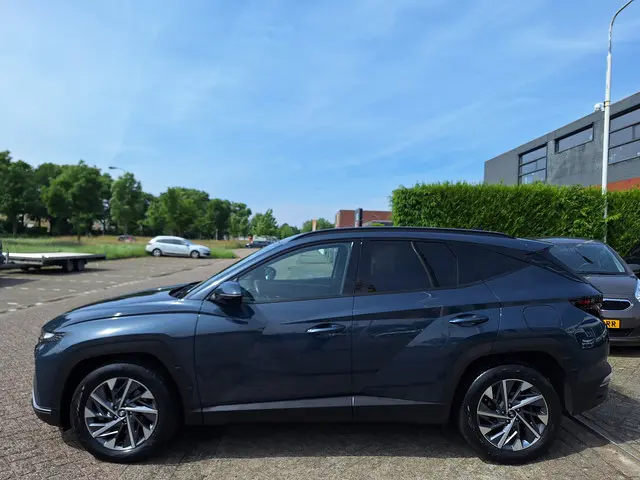 Hyundai Tucson 1.6 T-GDI MHEV 2022 Benzine 8