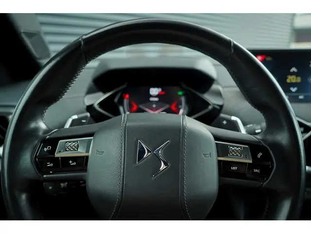 DS DS 3 Crossback 1.2 PureTech Grand Chic 2021 Benzine 17