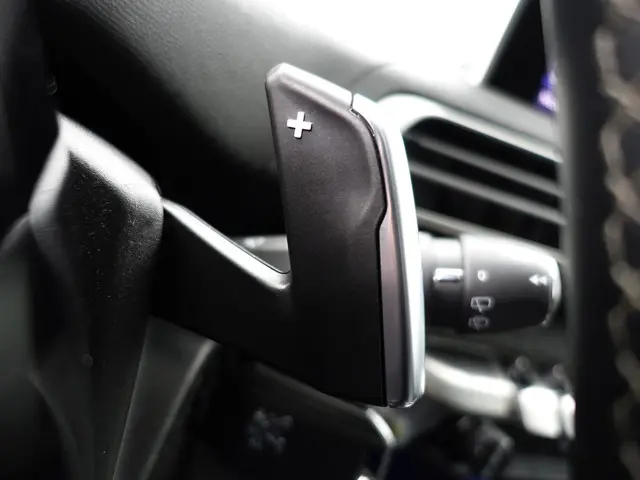 Peugeot 3008 1.2 PureTech Allure Aut- 2019 Benzine 23
