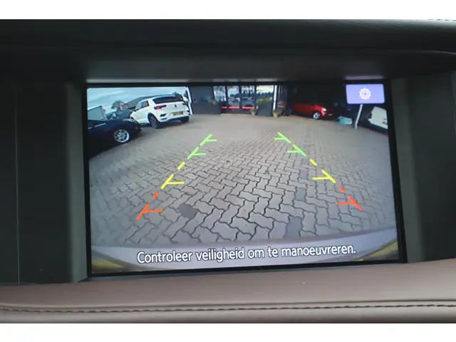 Infiniti Q30 1.6t Premium Tech 2016 Benzine 7