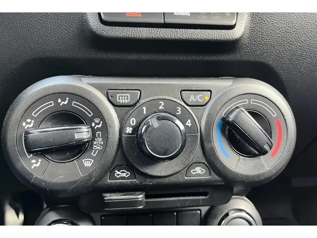 Suzuki Ignis 1.2 Smart Hybrid Select 2021 Benzine 14
