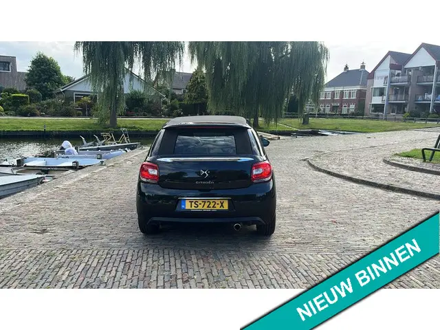 Citroën DS3 Cabrio 1.2 PureTech So Chic 2013 Benzine 13