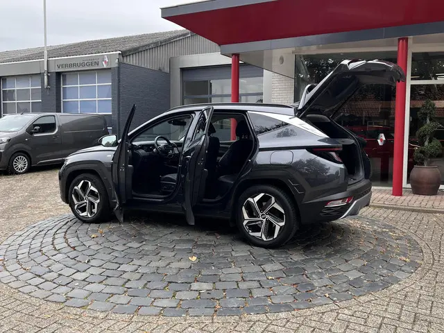 Hyundai Tucson 1.6 T-GDI MHEV N Line 2023 Benzine 26