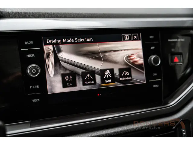 Volkswagen Polo 2.0 TSI GTI / Pano / Garantie! 2019 Benzine 27