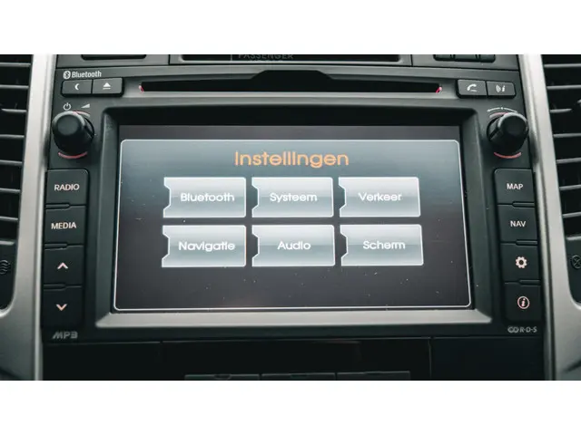 Kia Venga 1.6 CVVT Plus Pack AUTOMAAT NAVI 2013 Benzine 35