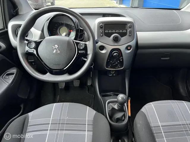Peugeot 108 1.0 e-VTi Active TOP! 2018 Benzine 12