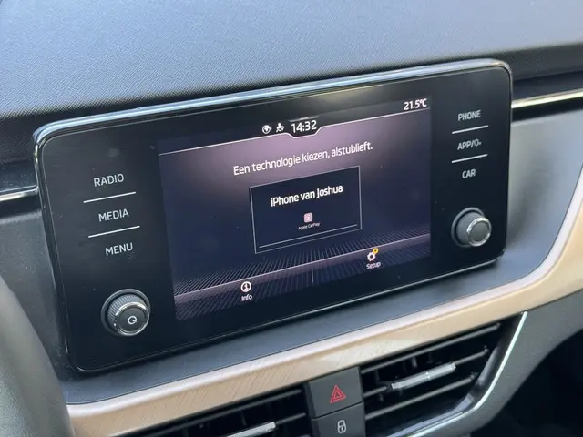 Škoda Kamiq 1.0 TSI DSG Style Black Pack 2023 Benzine 17