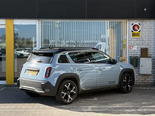 Renault 4 comfort range techno 52 kWh 2025 Elektrisch 2