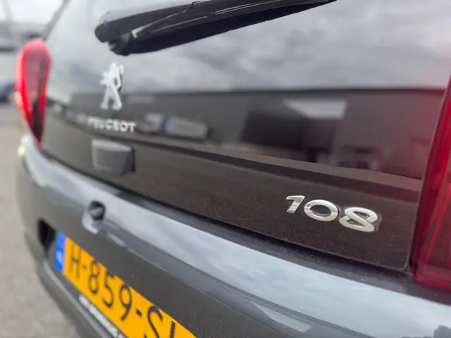 Peugeot 108 1.0 e-VTi Active 2020 Benzine 12