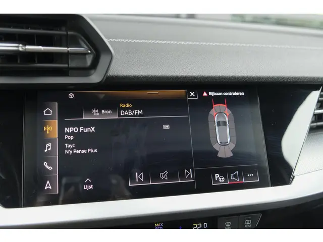 Audi A3 Sportback 30 TFSI 110pk S-line 2023 Benzine 30