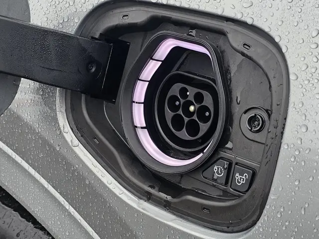 Ford Kuga 2.5 PHEV ST-Line X 2022 Hybride Benzine 35